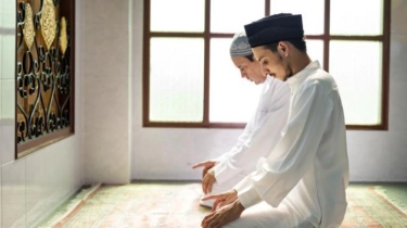 Tata Cara Shalat Fajar, Lengkap dengan Bacaan Niat dalam Bahasa Arab dan Latin