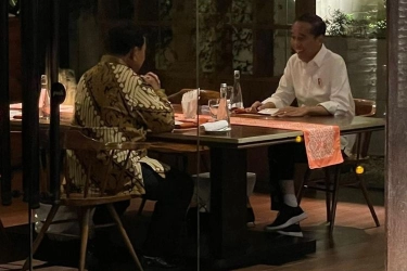 Jokowi Makan Malam dengan Prabowo, Airlangga: Pemerintah Netral, Jokowi Netral