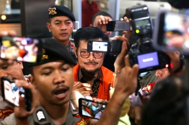 KPK Duga Pihak Keluarga Syahrul Yasin Limpo Ikut Atur Pengadaan Proyek di Kementan