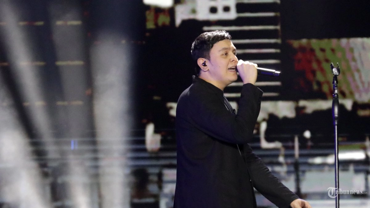 Chord Gitar Bumerang - Tulus, Viral di IG Reels: Dia Biarkanku Jatuh Cinta, Lalu Dia Pergi Seenaknya