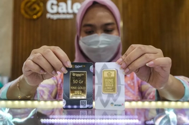 Harga Emas Antam Turun Rp 7.000 jadi Rp 1.121.000 Per Gram