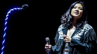 Profil Danilla Riyadi, Penyanyi 'Terpaut Oleh Waktu' Senang Lagunya Diputar saat Bercinta