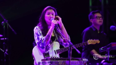 Chord Gitar Lagu Senja Di Ambang Pilu - Danilla Riyadi, Lirik Lagu: Bertegur Sapa di Kala Senja