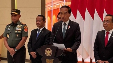 Kunjungan Kerja ke Tiga Negara ASEAN, Jokowi Kenakan Dasi Warna Biru