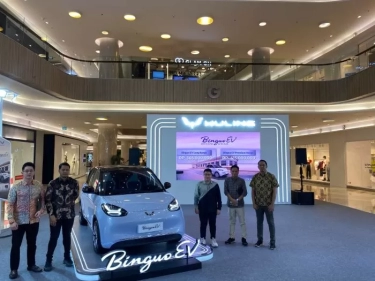 BinguoEV Mengaspal di Surabaya, Wuling Optimistis Market Mobil Listrik Terus Tumbuh Positif