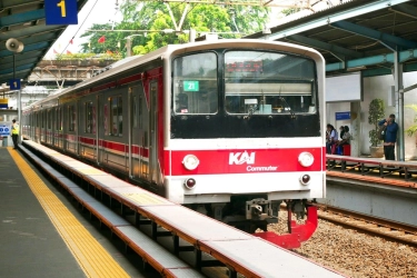 Lama Tak Terdengar, Bagaimana Kelanjutan Rencana MRT Jakarta Akuisisi KAI Commuter?