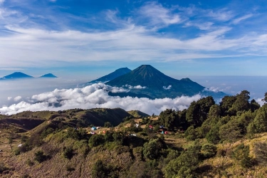 Pendakian Gunung Prau Ditutup Sementara Mulai 22 Januari 2024