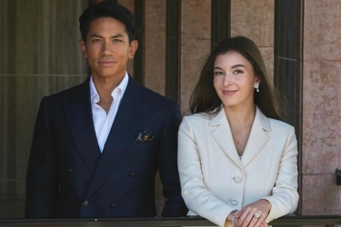 Ragam Busana Pangeran Mateen dan Anisha Rosnah Saat Prosesi Adat hingga Akad Nikah