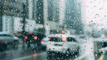 Cuaca Besok - BMKG: Wilayah Banten Berpotensi Terjadi Hujan Lebat pada Jumat, 12 Januari 2024