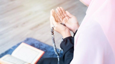 Doa Minta Rezeki Lengkap dengan Tulisan Arab, Latin dan Artinya