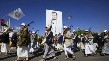 Houthi: Kami Tak Akan Mundur, Balasan ke AS Bakal Lebih Besar Ketimbang Puluhan Drone dan Rudal