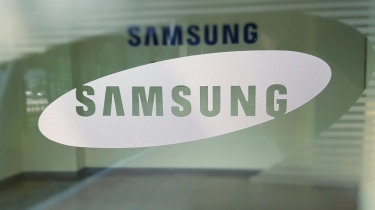 Makin Futuristik, Samsung Siapkan HP Layar Lipat Dua Arah?