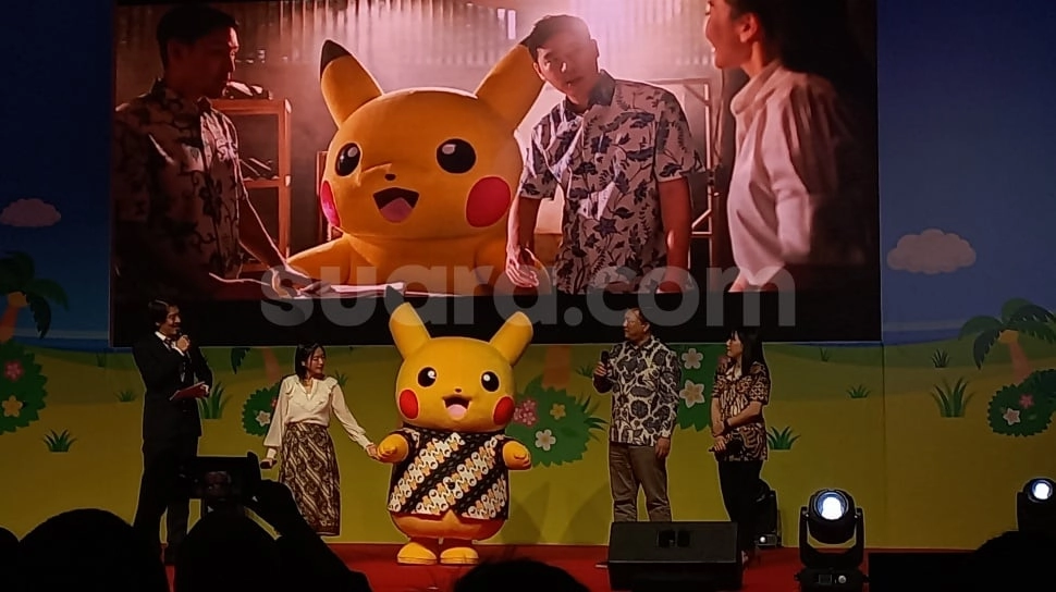 Penggemar Pokemon Merapat, Pikachu Pakai Batik Bakal Datang Dan ...