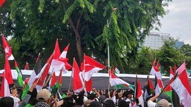 Majelis Ormas Indonesia Sampaikan 8 Tuntutan Dalam Aksi Bela Palestina di Depan Kedubes AS