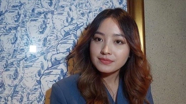 Natasha Wilona Terjatuh dan Terseret Saat Main Seluncur Salju ketika Liburan ke Amerika,