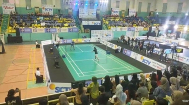 Tak Hanya Jago di Ring, El Rumi Mampu Taklukkan Jefan Nathanio di Lapangan Badminton