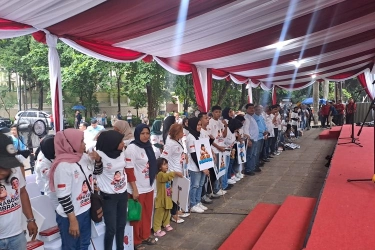 Kubu Prabowo Gaungkan 1 Putaran Usai Terima Dukungan Penjahit: Hemat Puluhan Triliun, Mending untuk Jahit Baju