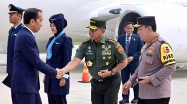 Disambut Kapolri dan Panglima TNI, Jokowi Tiba di Tanah Air Usai Lawatan Luar Negeri