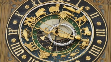 Ramalan Zodiak Senin, 15 Januari 2024: Taurus Harus Bekerja Keras, Virgo Bertekad untuk Sukses