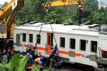 KA Pandalungan Berhasil Dievakuasi di Tanggulangin Sidoarjo, Daop 8 Surabaya: Jalur Sudah Bisa Dilewati tapi Kecepatan Terbatas