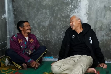 Menginap di Rumah Warga Banjarnegara, TPN Sebut untuk Dengar Aspirasi Rakyat dari Dekat