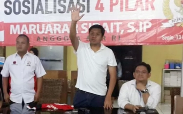 Wasekjen PDIP Akan Laporkan Mundurnya Maruarar Sirait ke Megawati