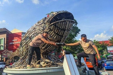 Uniknya Monumen Ikan Bandeng di Pati, dari Knalpot Brong Sitaan Polisi