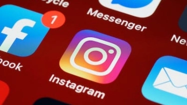 Cara Membagikan Postingan Instagram di Facebook