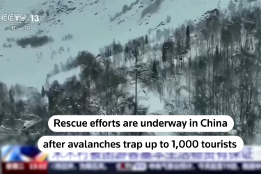 Sekitar 1.000 Turis Terjebak di Xinjiang akibat Longsoran Salju