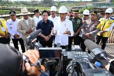 Timnas Indonesia Kalah dari Irak, Jokowi: Mainnya Sangat Bagus, tapi Bola Itu Bundar...