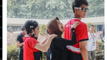 Eca Aura Akhirnya Bagikan Foto Bareng Siti Atikoh, Reaksi Alam Ganjar Jadi Perbincangan