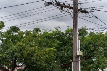 Cara Melaporkan Tiang Listrik Miring ke PLN, Tidak Kena Biaya