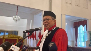 VIDEO Momen Arsul Sani Resmi Jadi Hakim MK Gantikan Wahiduddin Adams