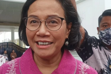 Senyum Sri Mulyani di Tengah Isu Mundur dari Kabinet Jokowi