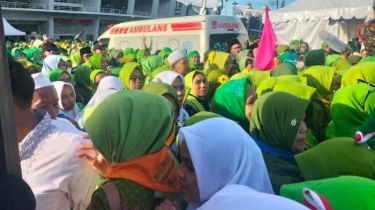 Aksi Saling Dorong Terjadi di Harlah Muslimat NU di GBK, Lansia hingga Anak Kecil Banyak Terhimpit