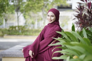7 Merek Hijab Lokal yang Bagus, Ada Scarf hingga Bergo
