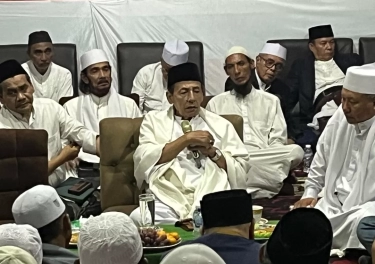 Relawan Prabowo-Gibran, Rumah Keluarga Bersama dan Brigade Indonesia Maju Inisiasi Forum Silaturahmi Ulama NU bersama Habib Luthfi bin Yahya