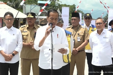 Jokowi Resmikan Inpres Jalan Daerah Ruas Muntilan-Keningar