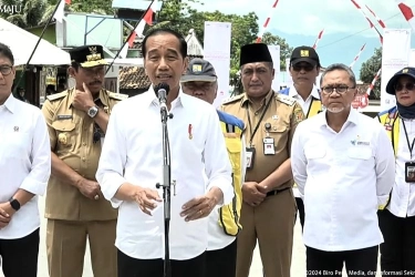 Jokowi Sebut Pemerintah Rogoh Rp 1,36 Triliun untuk Perbaiki Jalan di Jateng