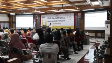 PT Semen Indonesia Fasilitasi Bimbingan Manasik Haji untuk Masyarakat dan Karyawan di Gresik dan Tuban