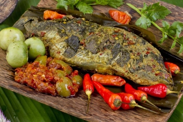 5 Tips Membuat Pepes Ikan Mas Tulang Lunak Bumbu Meresap