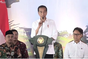 Jokowi Bagikan 3.000 Sertifikat Tanah kepada warga Grobogan