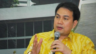 KPK Periksa Eks Wakil Ketua DPR Azis Syamsuddin Di Kasus Eks Bupati Kukar