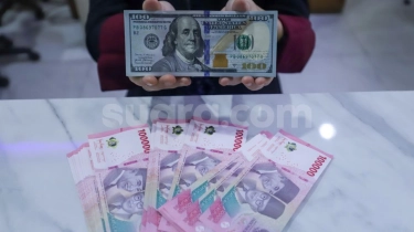 Kurs Rupiah Ditutup Rp15.637 per Dolar AS, Pasar Waspada Dampak Perang Gaza