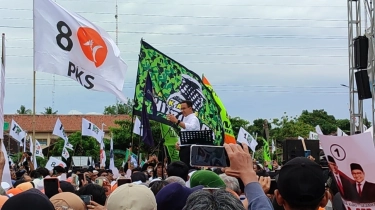 Simpatisan PPP Hadiri Rapat Akbar di Bantul, Anies Baswedan: Bukti Bahwa Basis Grassroot PPP Berbeda dengan Struktur