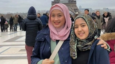 Kuliah di IPB, 5 Potret Anak Desy Ratnasari dan Sammy Hamzah Sudah Jadi Mahasiswi