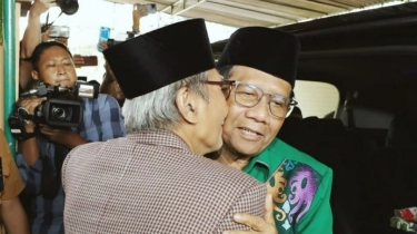 Usai Sentil Khofifah soal Prabowo-Gibran Ibarat Dua Sahabat Nabi, Mahfud MD Hadiri Dialog dengan Ulama di Yogyakarta