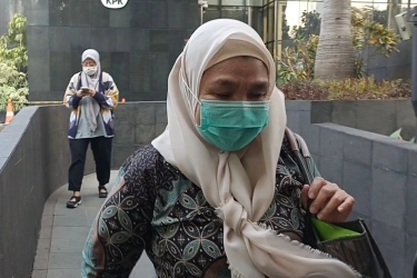 KPK Periksa Eks Pejabat Kemenakertrans Reyna Usman sebagai Tersangka