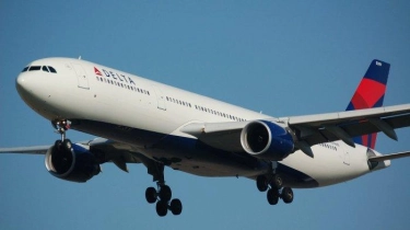 Roda Depan Boeing 757 Delta Airlines Copot Saat Pesawat Antre Lepas Landas di Bandara Atlanta