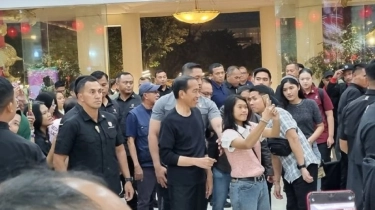 Momen Jokowi Bareng Kaesang Di Plaza Ambarrukmo Yogyakarta Disambut Yel-yel PSI